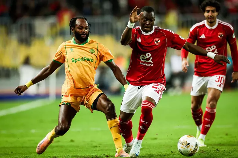 فوز وحيد بأقدام فلافيو.. ماذا يفعل الأهلي ضد يانج أفريكانز في تنزانيا؟ 